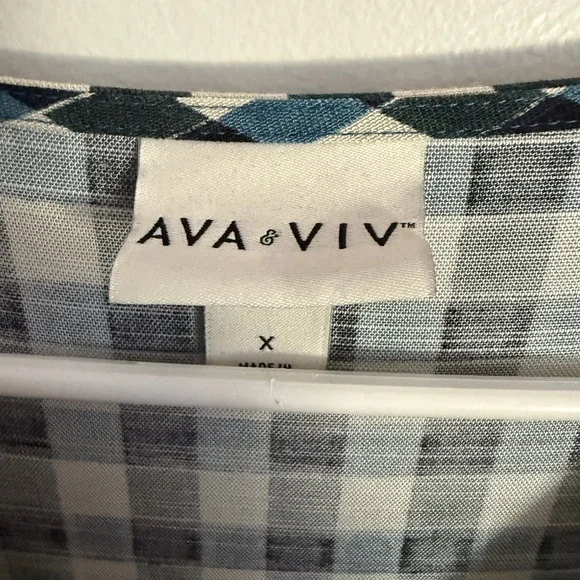 Ava & Viv Navy and White Plaid Midi Dress - Picture 2 of 2